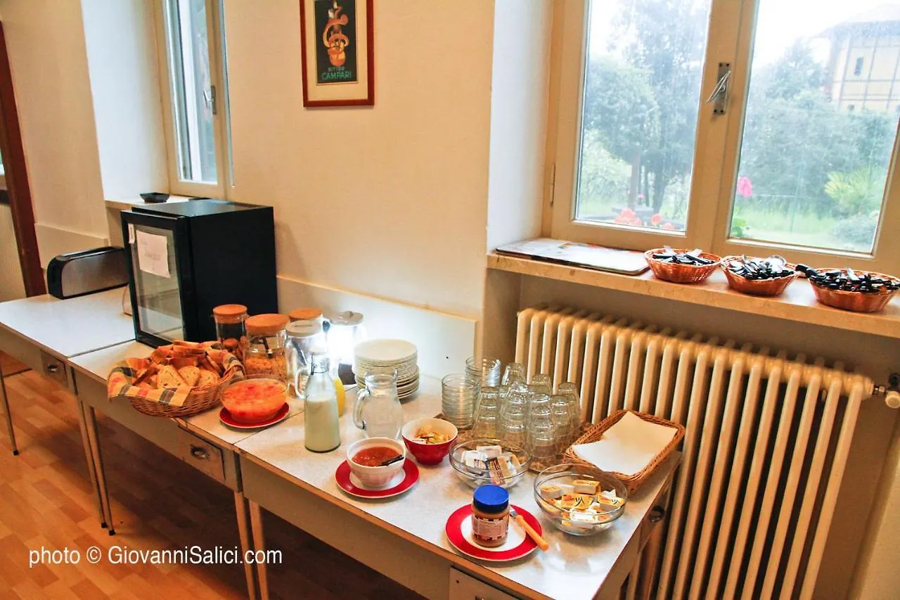 Santangela Hostel & Rooms Menaggio