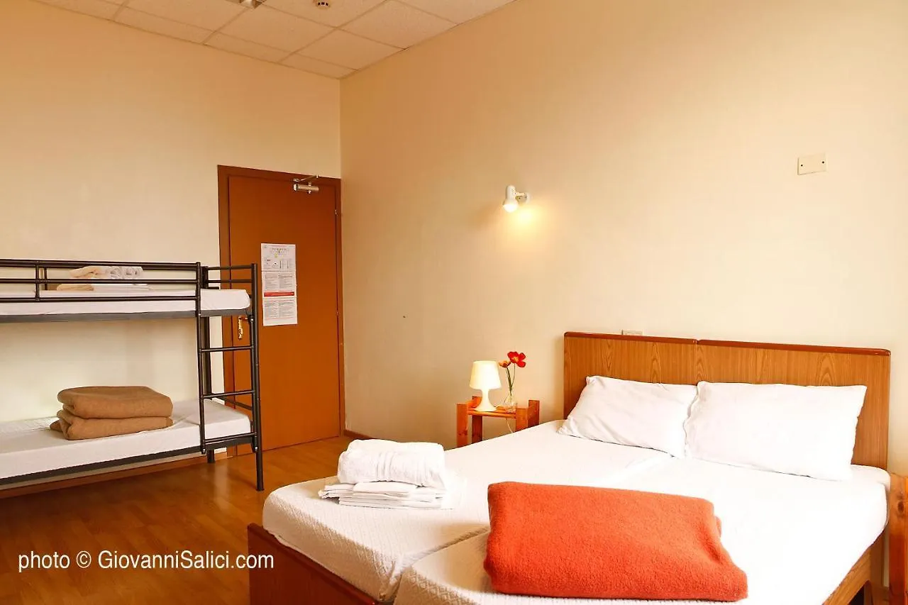 Santangela Hostel & Rooms Menaggio Italy